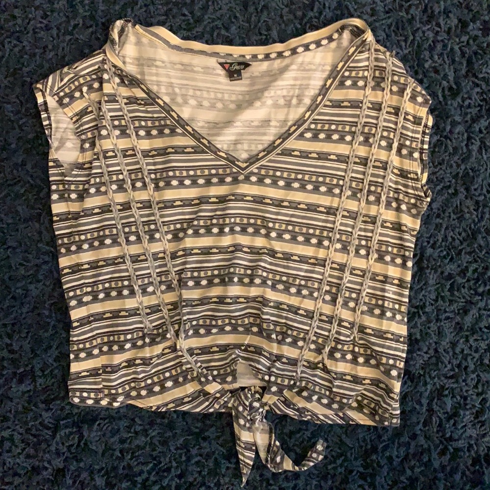 Guess top
